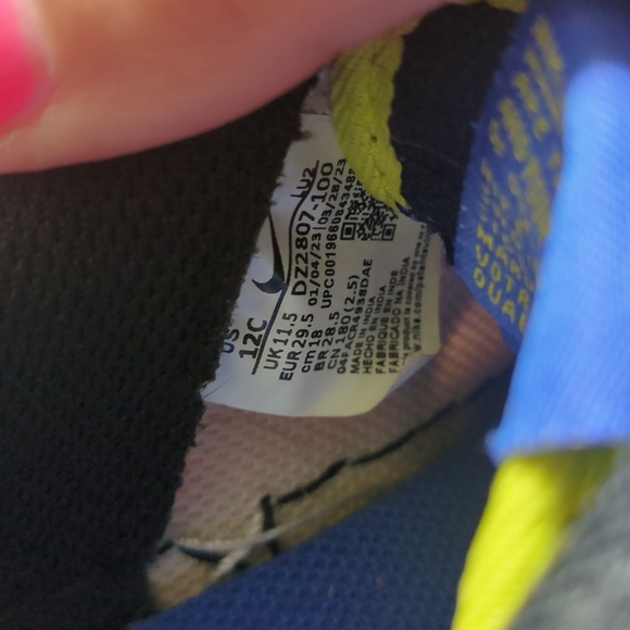 Nike Air Force 1 Vibrant Blue and Yellow Sneakers - Picture 6 of 7